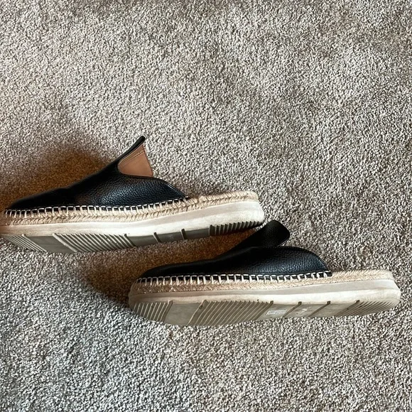 Calvin Klein slip on sz 7 perfect for 6.5 - Picture 2 of 5
